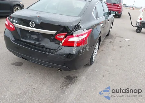 2016 Nissan Altima 2.5/2.5 S/2.5 Sl/2.5 Sr/2.5 Sv z USA, uszkodzony, nr VIN 1N4AL3AP2GN376372